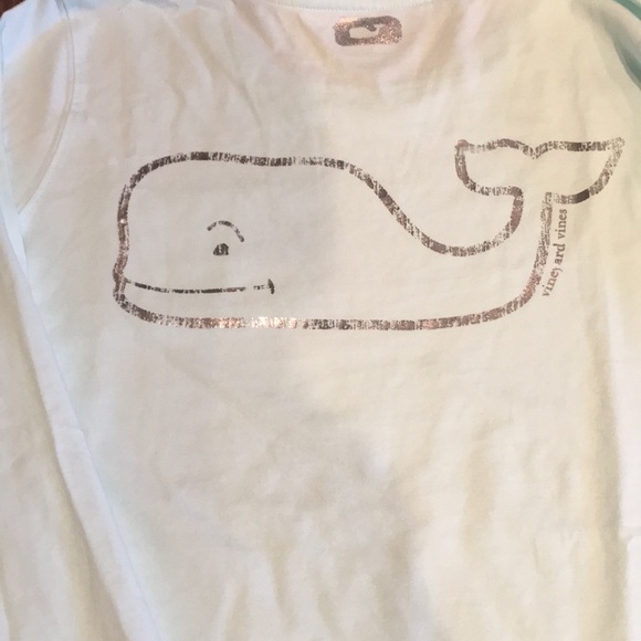 Vineyard Vines Tops - Vineyard vines long sleeve tee